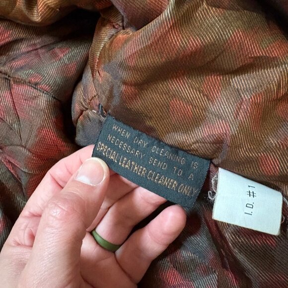 G-III Floral Leather Jacket, Vintage, Size Small - Picture 5 of 6